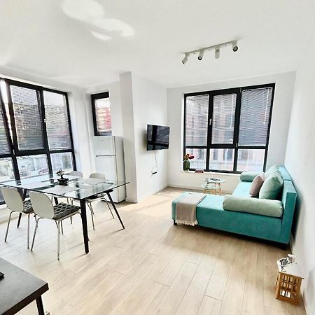 Smart Apartment Mir Varna Exterior photo